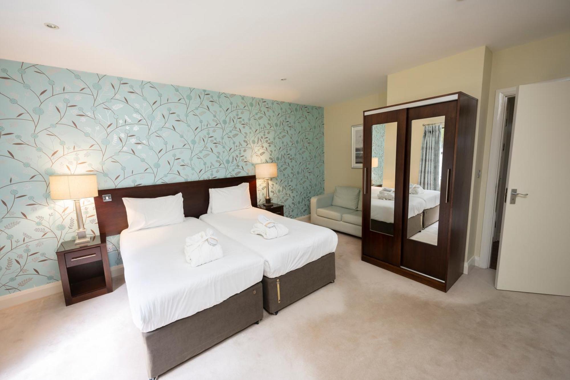 Kenmare Bay Hotel Lodges Killarney Exterior foto